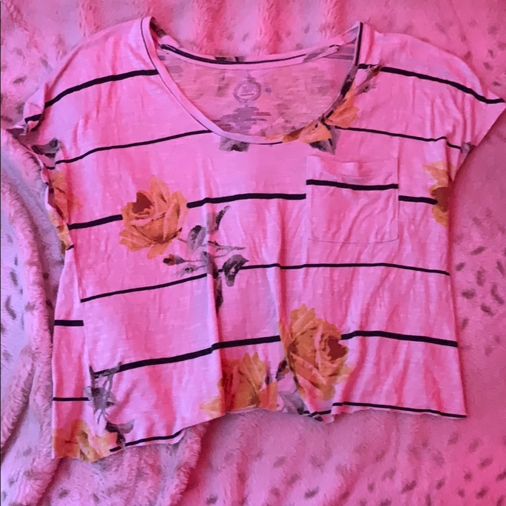 Cropped Tee